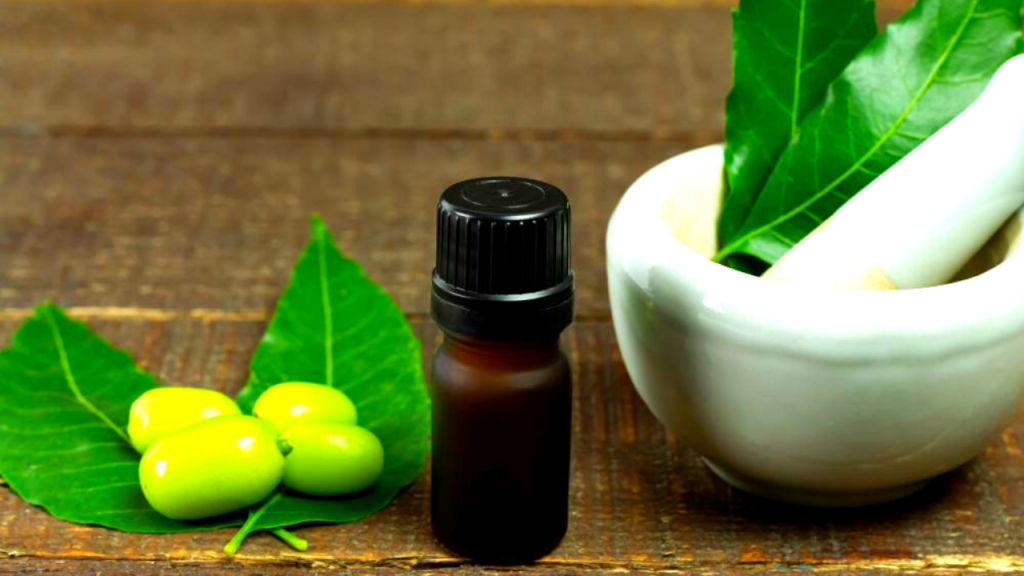 does neem oil kill earwigs